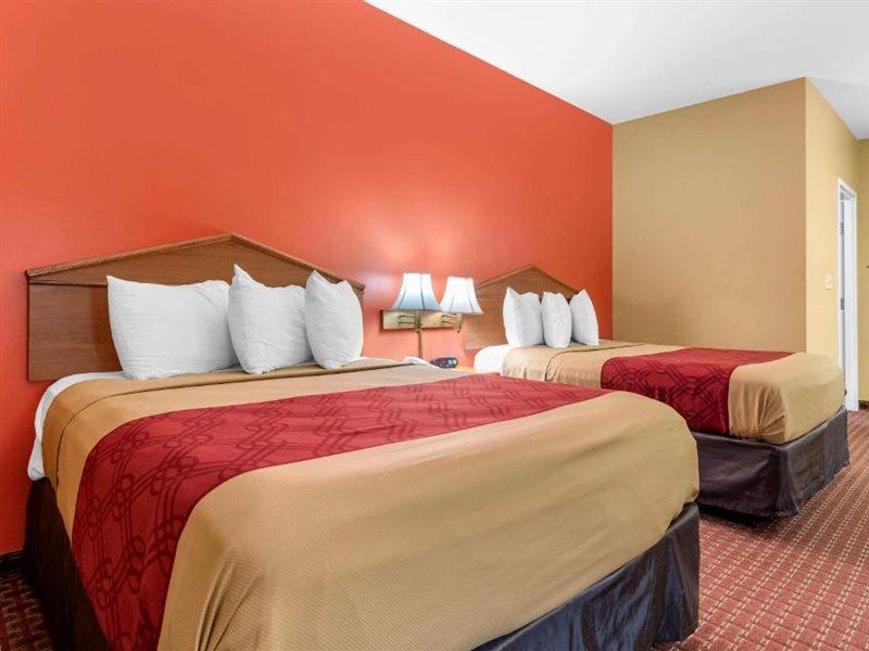 Econo Lodge Louisville Airport Εξωτερικό φωτογραφία