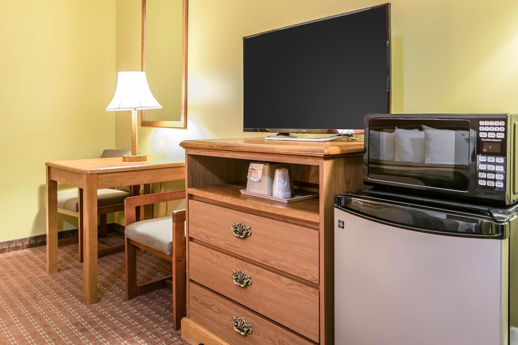 Econo Lodge Louisville Airport Εξωτερικό φωτογραφία