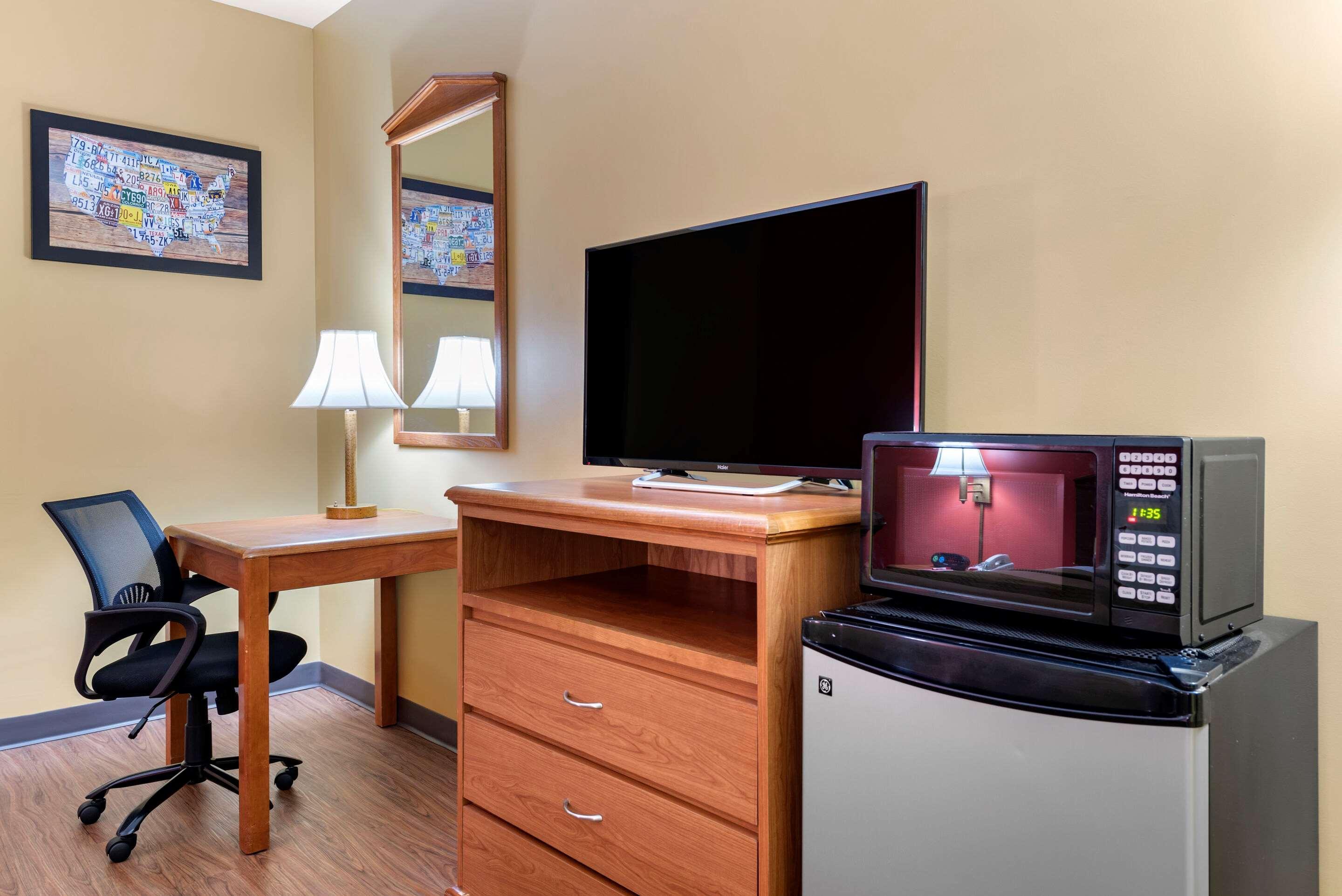 Econo Lodge Louisville Airport Εξωτερικό φωτογραφία